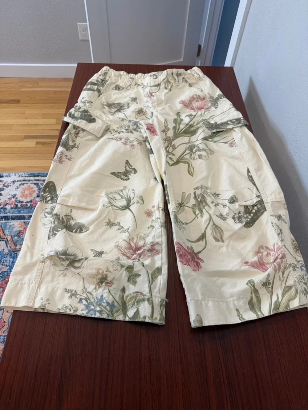BDG Cream Wide-Leg Floral & Butterfly Crop Pants - Picture 11 of 11